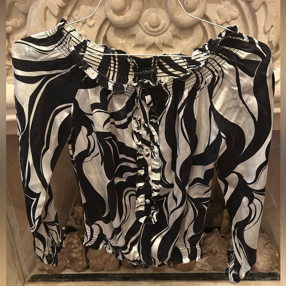 White House Black Market Black and White Swirl Blouse
